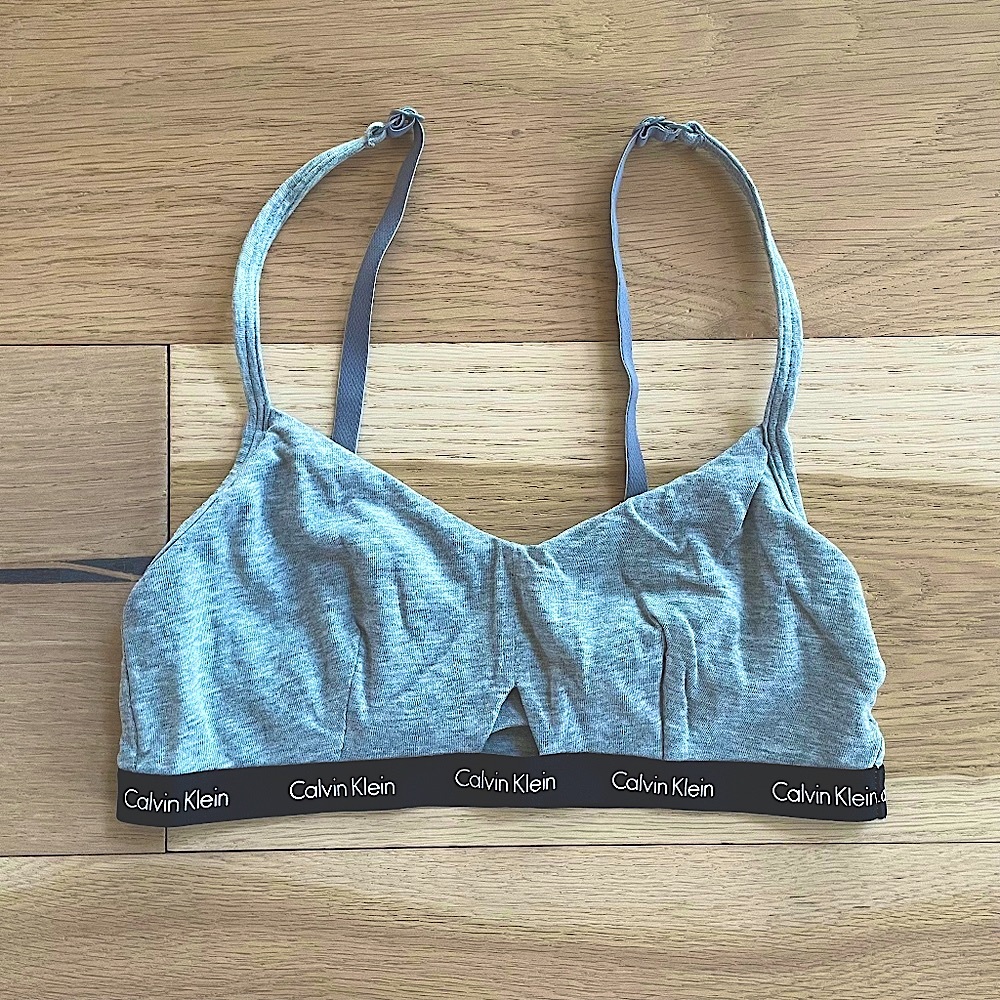 CALVIN KLEIN Keyhole Bralette Gray
